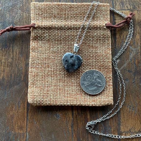 Genuine Larvikite Heart Pendant Labradorite Necklace Minimalist Necklace - Picture 2 of 3